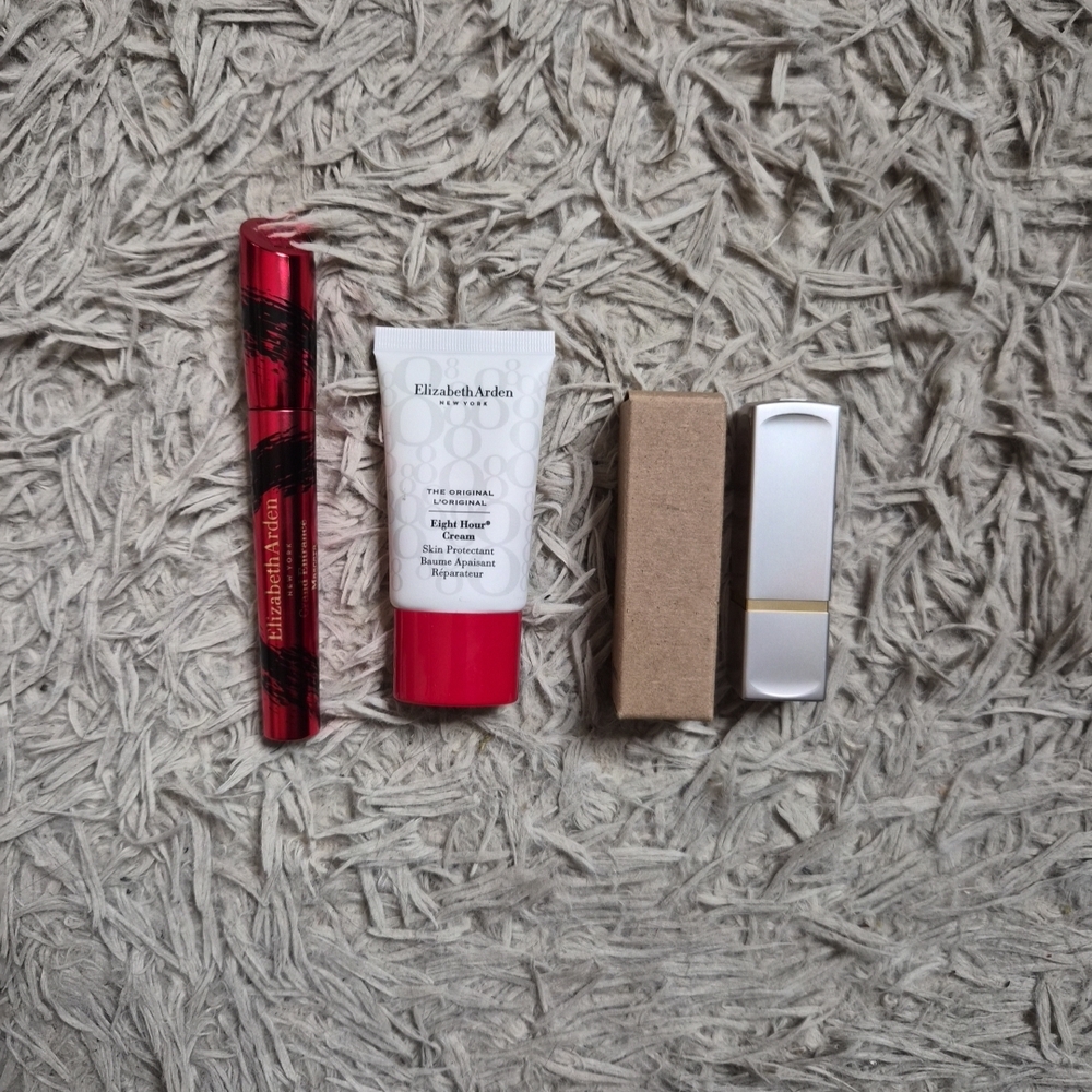 Elizabeth Arden Beauty Bundle Red Door Red Lipstick Grand Entrance Mascara Eight